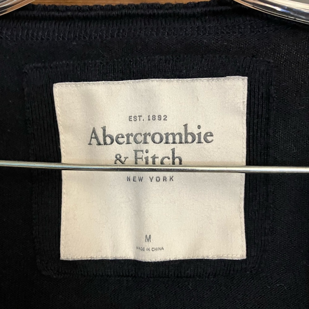 Abercrombie cardigan with flounce on button panel, Navy, Medium - Picture 3 of 4